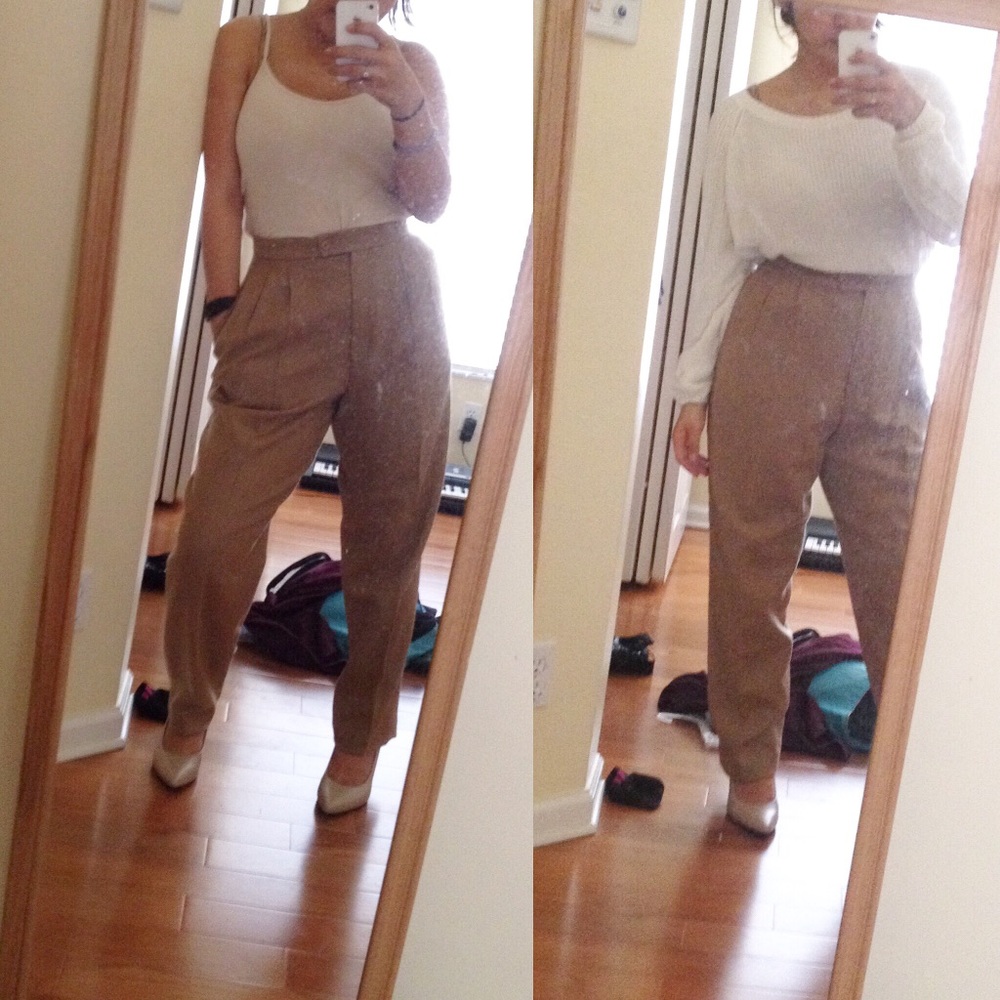 Tan vintage highwaisted pants